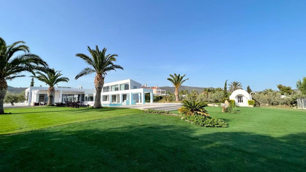 Leblanc Luxurious Beachfront Villa, Gcollectiongr Ермиони Екстериор снимка