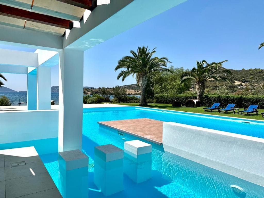 Leblanc Luxurious Beachfront Villa, Gcollectiongr Ермиони Екстериор снимка