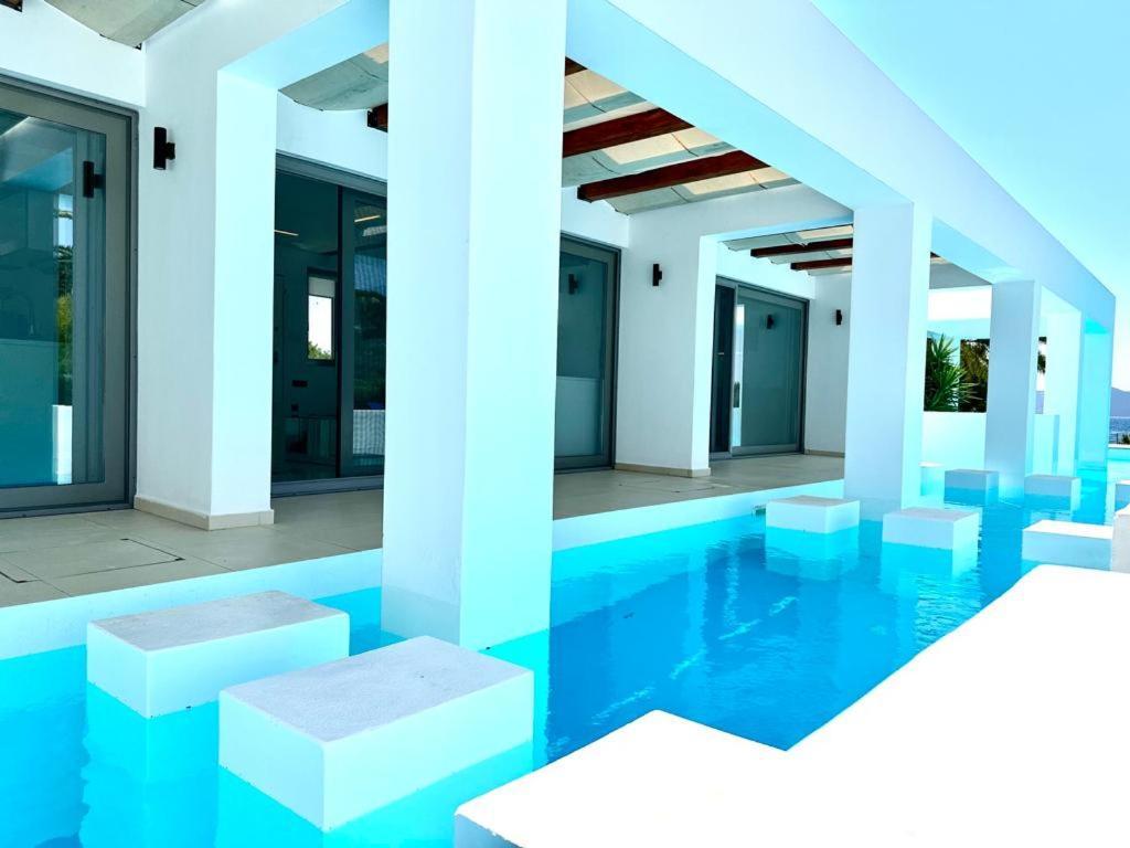 Leblanc Luxurious Beachfront Villa, Gcollectiongr Ермиони Екстериор снимка