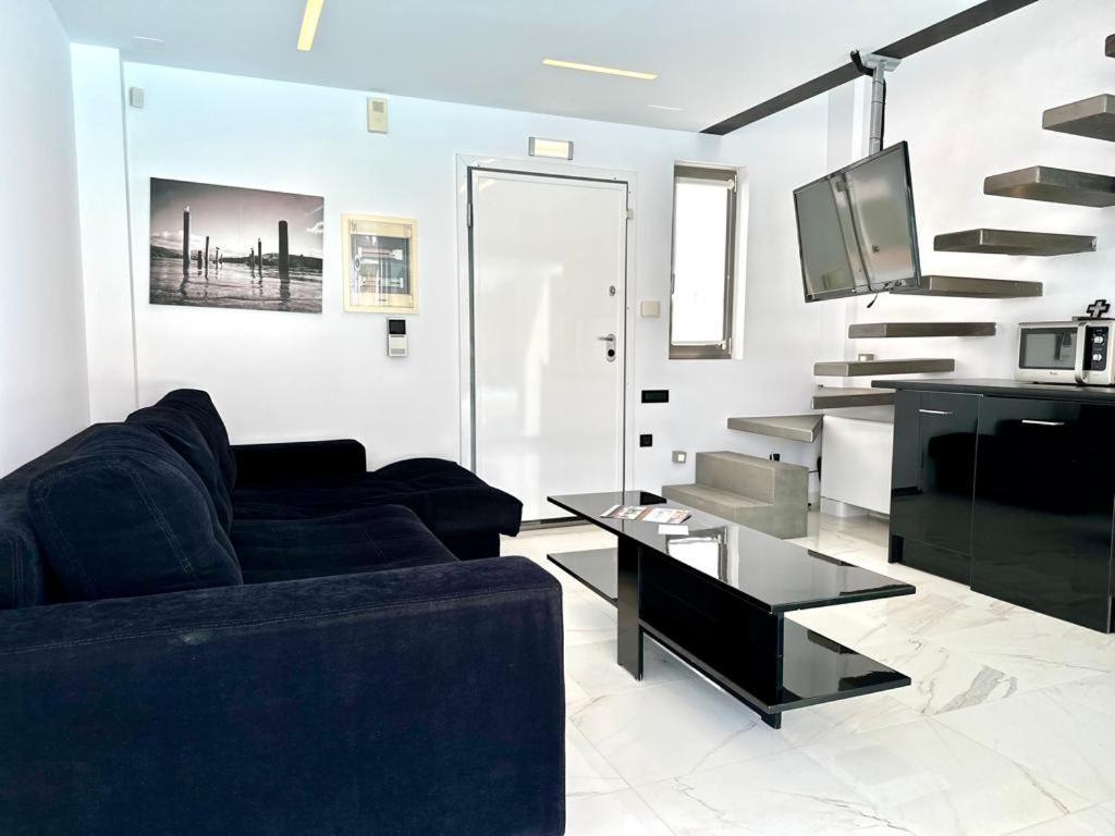 Leblanc Luxurious Beachfront Villa, Gcollectiongr Ермиони Екстериор снимка