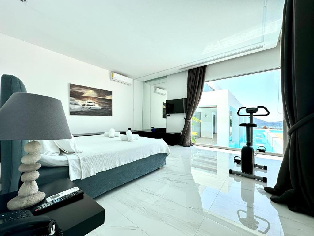 Leblanc Luxurious Beachfront Villa, Gcollectiongr Ермиони Екстериор снимка