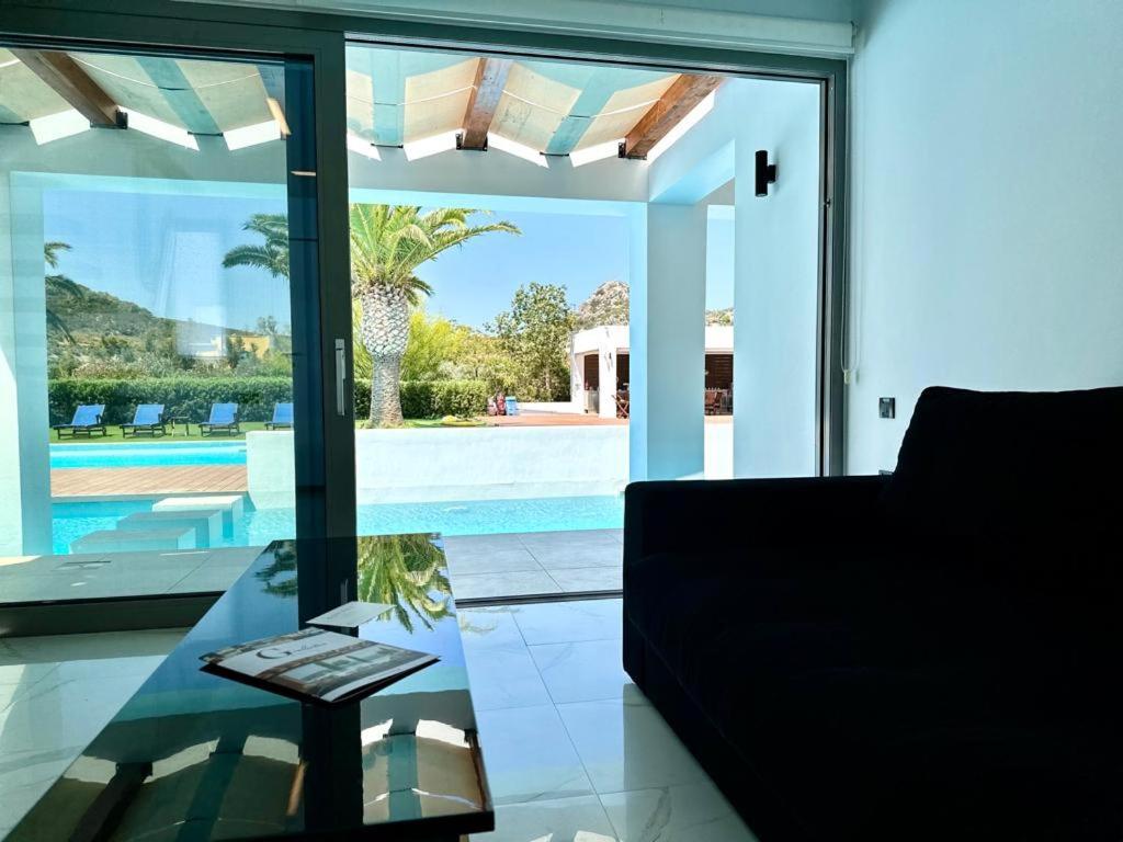 Leblanc Luxurious Beachfront Villa, Gcollectiongr Ермиони Екстериор снимка
