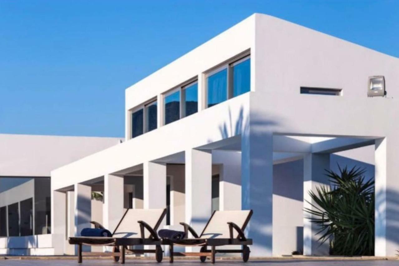 Leblanc Luxurious Beachfront Villa, Gcollectiongr Ермиони Екстериор снимка
